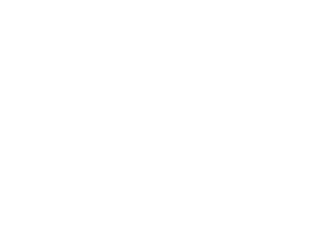 ダイナブルーの特別な衣装に身を包んだサンタがみなさんへの招待状とプレゼントを乗せて出発しましたが・・・あれれ・・・大変！袋に穴が開いているみたい！！森の動物たちの助けを借りて無事にみなさんの元へ届けられるでしょうか？